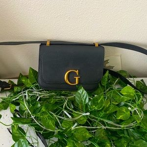 Guess Purse🖤✨